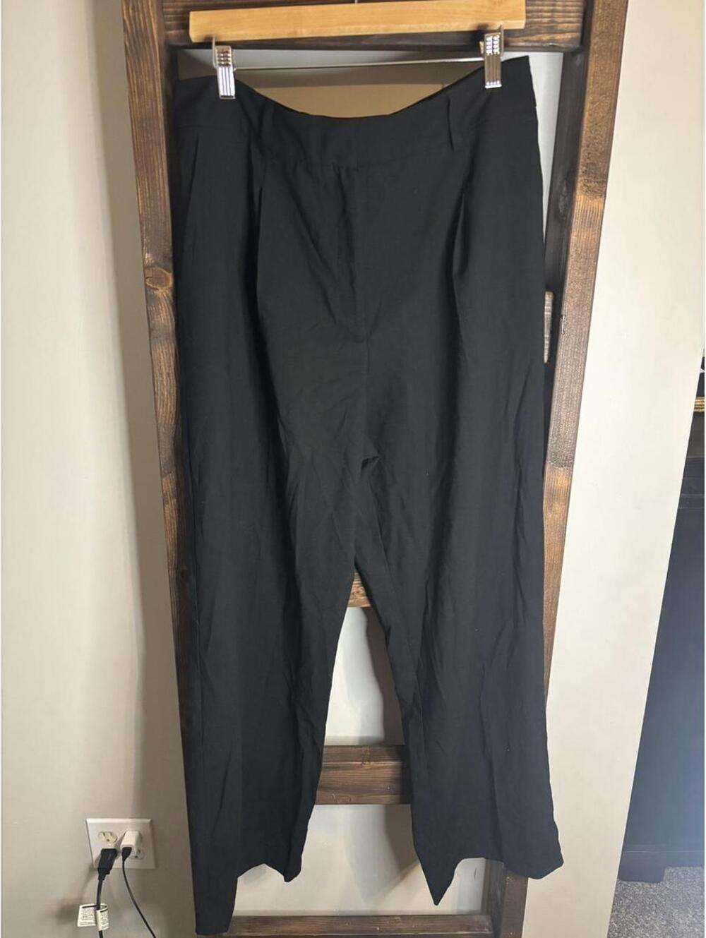 NWT Dynamite High Waisted Straight Leg Trouser